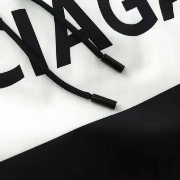【2026】【BALENCIAGA  公式旗艦店】 バレンシアガ   ショートパンツ  ご好評に付き再入荷！