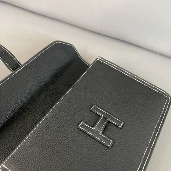 【2026】【HERMES 公式旗艦店】エルメス クラッチバッグ 当日出荷 好評に付き再入荷!26*17CM 【2026】【HERMES 公式旗艦店】エルメス クラッチバッグ 当日出荷 好評に付き再入荷!26*17CM