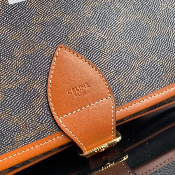 【2026】【CELINE 公式 旗艦店】セリーヌ ショルダーバッグ 出荷 好評に付き再入荷!31*24*9CM 【2026】【CELINE 公式 旗艦店】セリーヌ ショルダーバッグ 出荷 好評に付き再入荷!31*24*9CM