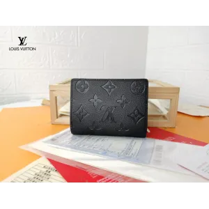 【2026】【LOUIS VUITTON公式 旗艦店】ルイヴィトン 財布 当日出荷 好評に付き再入荷!11*8.5*3.5CM 【2026】【LOUIS VUITTON公式 旗艦店】ルイヴィトン 財布 当日出荷 好評に付き再入荷!11*8.5*3.5CM