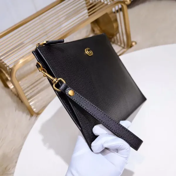 【2026】【GUCCI 公式 旗艦店】クッチ クラッチバッグ 当日出荷 好評に付き再入荷!28*20CM 【2026】【GUCCI 公式 旗艦店】クッチ クラッチバッグ 当日出荷 好評に付き再入荷!28*20CM