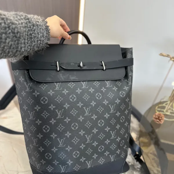 【2026】【 LOUIS VUITTON公式 旗艦店】ルイヴィトン   リュックサック   当日出荷 好評に付き再入荷！32*42CM