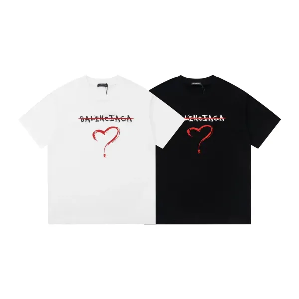 【2026】【BALENCIAGA 公式旗艦店】 バレンシアガ Tシャツご好評に付き再入荷! 【2026】【BALENCIAGA 公式旗艦店】 バレンシアガ Tシャツご好評に付き再入荷!