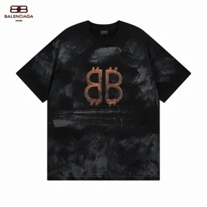 【2026】【BALENCIAGA 公式旗艦店】 バレンシアガ Tシャツご好評に付き再入荷! 【2026】【BALENCIAGA 公式旗艦店】 バレンシアガ Tシャツご好評に付き再入荷!