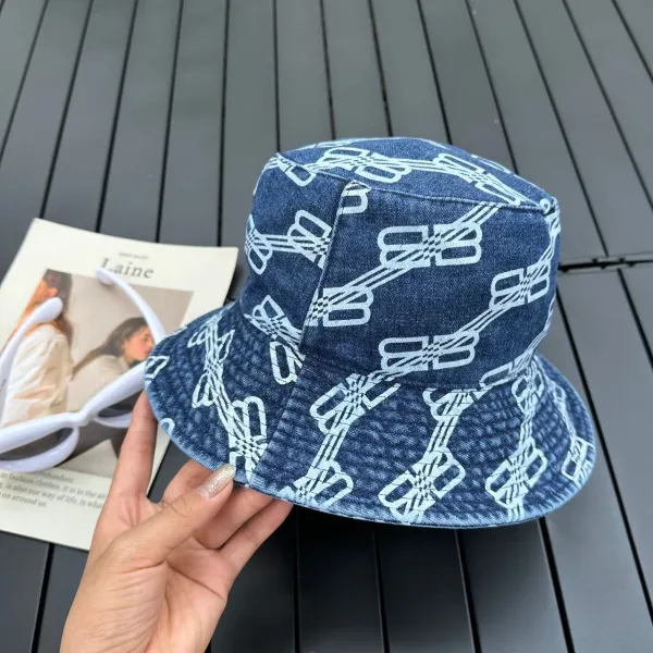 【2026】BALENCIAGA (  バレンシアガ )フィッシャーマンズハット