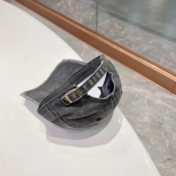 【2026】【DIOR  ディオール】【数量限定】 野球帽 / ハット