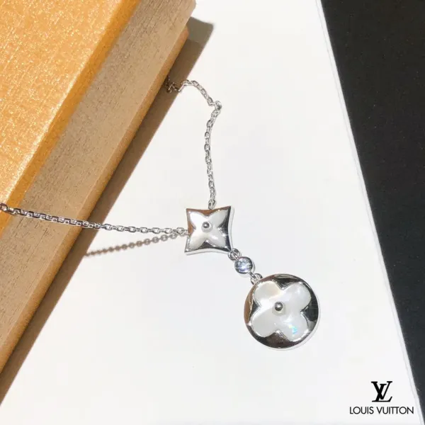 【2026】【LOUIS VUITTON】ネックレス、新しいネックレス万能シンプルファッションオーナメント