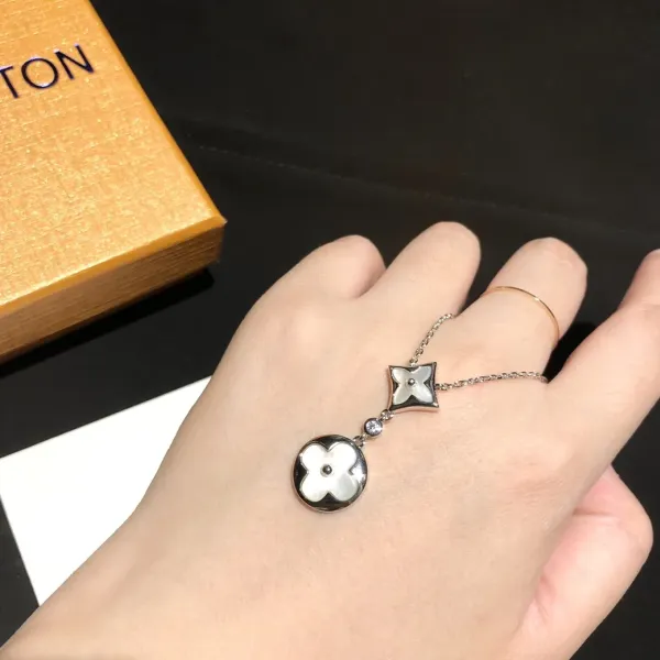 【2026】【LOUIS VUITTON】ネックレス、新しいネックレス万能シンプルファッションオーナメント