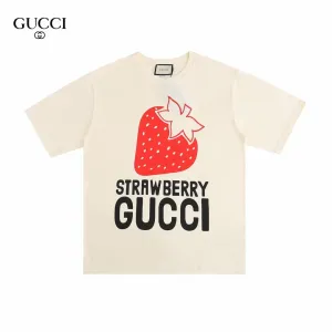 【2026】【GUCCI公式旗艦店】クッチ Tシャツ ご好評に付き再入荷! 【2026】【GUCCI公式旗艦店】クッチ Tシャツ ご好評に付き再入荷!
