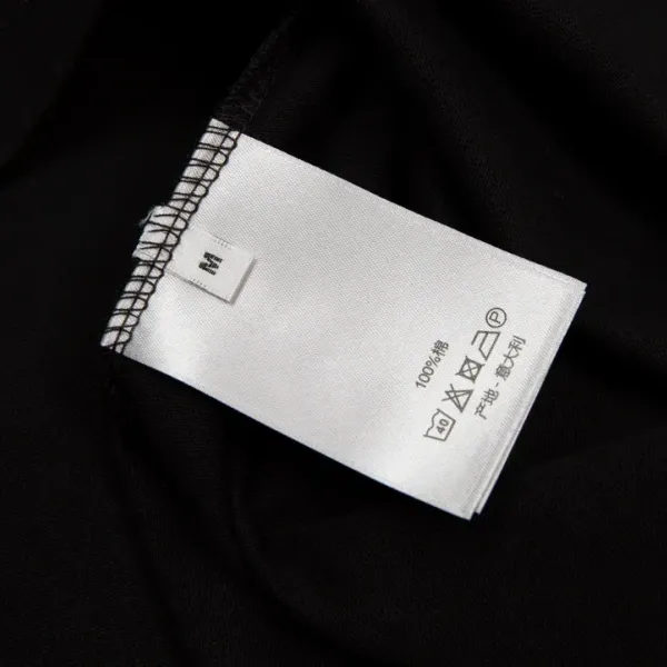 【2026】【DIOR 公式旗艦店】 ディオール Tシャツご好評に付き再入荷! 【2026】【DIOR 公式旗艦店】 ディオール Tシャツご好評に付き再入荷!
