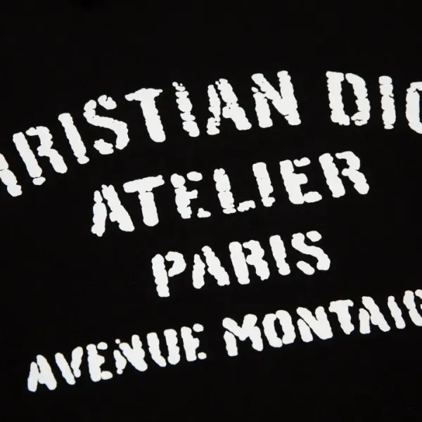 【2026】【DIOR 公式旗艦店】 ディオール Tシャツご好評に付き再入荷! 【2026】【DIOR 公式旗艦店】 ディオール Tシャツご好評に付き再入荷!