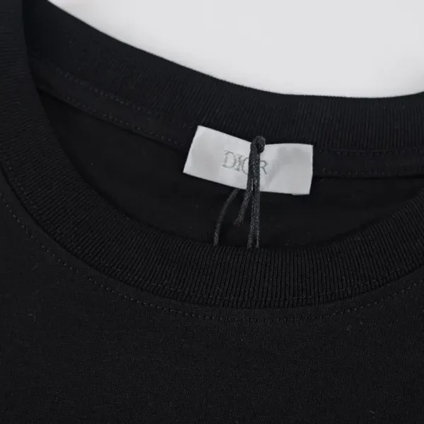 【2026】【DIOR 公式旗艦店】 ディオール    Tシャツご好評に付き再入荷！