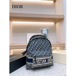 【2026】【DIOR  公式 旗艦店】ディオール  リュックサック   当日出荷 好評に付き再入荷！32*13*41CM