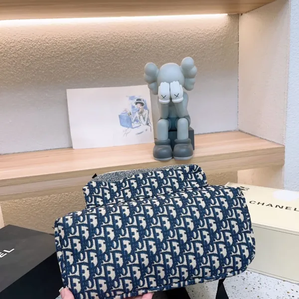 【2026】【DIOR 公式 旗艦店】ディオール リュックサック 当日出荷 好評に付き再入荷!32*13*41CM 【2026】【DIOR 公式 旗艦店】ディオール リュックサック 当日出荷 好評に付き再入荷!32*13*41CM