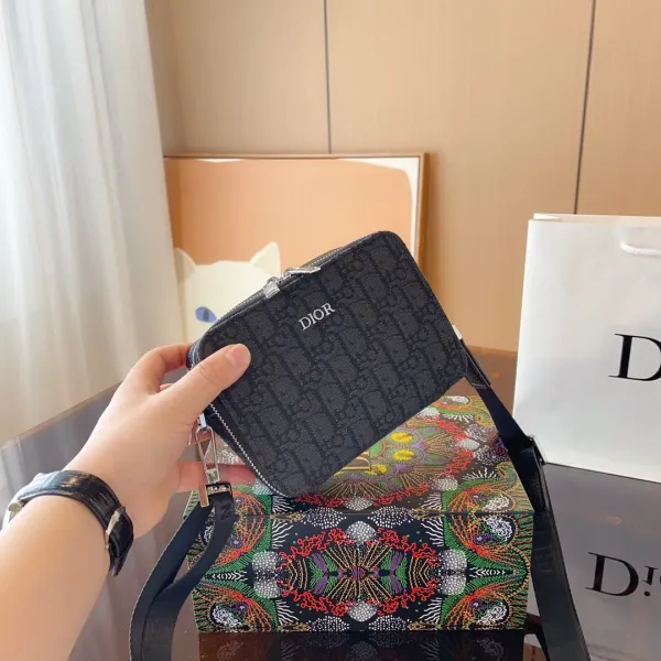 【2026】【DIOR  公式 旗艦店】ディオール   ショルダーバッグ 当日出荷 好評に付き再入荷！32*13*41CM