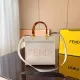 【2026】【FENDI 公式 旗艦店】 フェンディ ショルダーバッグ 当日出荷 好評に付き再入荷!23*11*22CM 【2026】【FENDI 公式 旗艦店】 フェンディ ショルダーバッグ 当日出荷 好評に付き再入荷!23*11*22CM