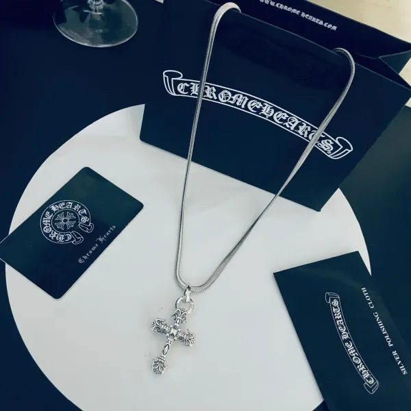 【2026】【CHROME HEARTS】クロムハーツ、新しいネックレス万能シンプルファッションオーナメント 【2026】【CHROME HEARTS】クロムハーツ、新しいネックレス万能シンプルファッションオーナメント