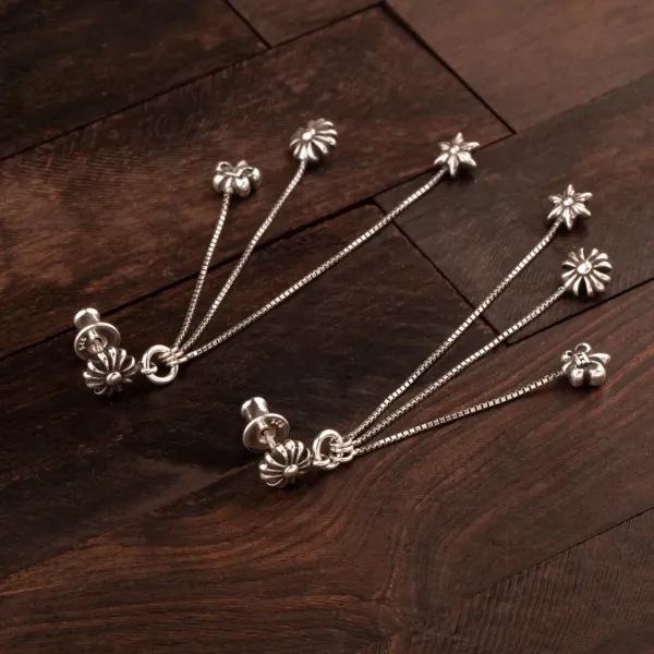 【2026】【CHROME HEARTS】 クロムハーツ ファッションスタイルのイヤリング 【2026】【CHROME HEARTS】 クロムハーツ ファッションスタイルのイヤリング