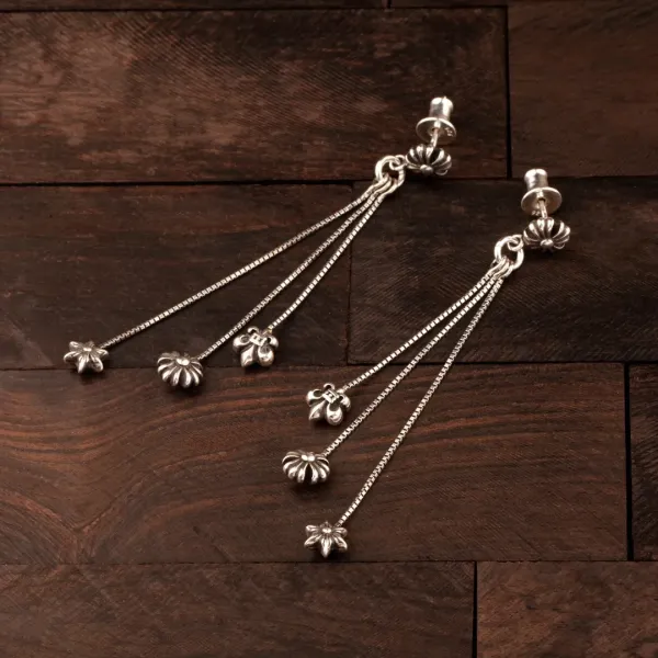 【2026】【CHROME HEARTS】 クロムハーツ ファッションスタイルのイヤリング 【2026】【CHROME HEARTS】 クロムハーツ ファッションスタイルのイヤリング