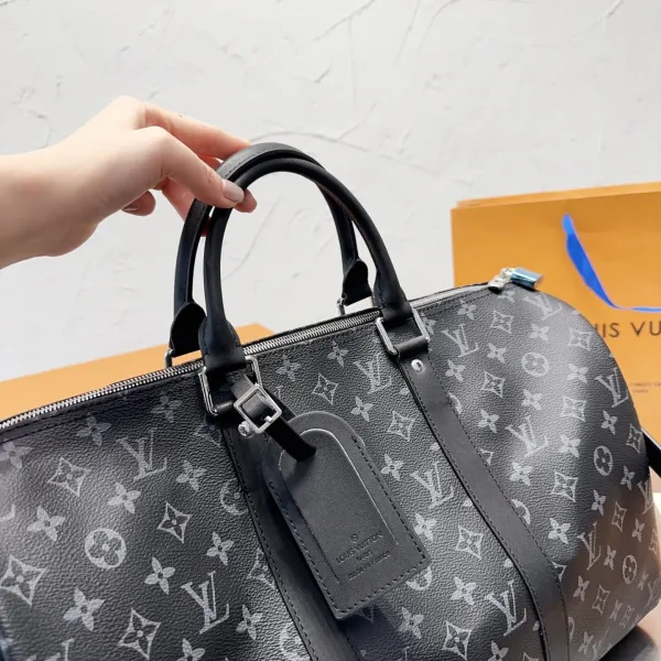 【2026】【 LOUIS VUITTON公式 旗艦店】ルイヴィトン    ハンドバッグ    当日出荷 好評に付き再入荷！45CM