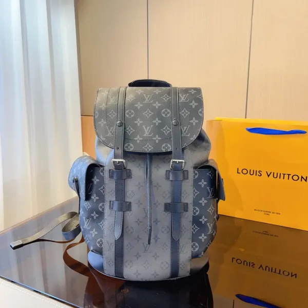 【2026】【 LOUIS VUITTON公式 旗艦店】ルイヴィトン   リュックサック   当日出荷 好評に付き再入荷！30*14*44CM