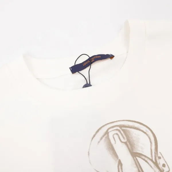 【2026】LV【LOUIS VUITTON公式旗艦店】 ルイヴィトン Tシャツご好評に付き再入荷! 【2026】LV【LOUIS VUITTON公式旗艦店】 ルイヴィトン Tシャツご好評に付き再入荷!