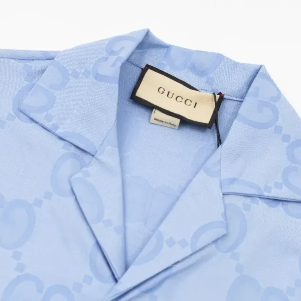 【2026】【GUCCI 公式旗艦店】 クッチ 半袖シャツ 好評に付き再入荷! 【2026】【GUCCI 公式旗艦店】 クッチ 半袖シャツ 好評に付き再入荷!