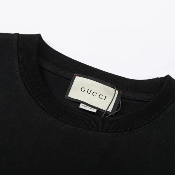 【2026】【GUCCI 公式旗艦店】 クッチ Tシャツご好評に付き再入荷! 【2026】【GUCCI 公式旗艦店】 クッチ Tシャツご好評に付き再入荷!