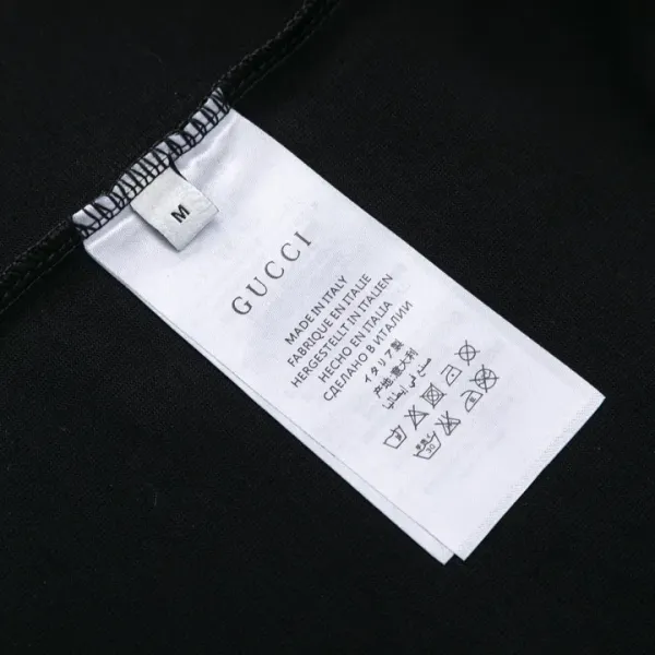 【2026】【GUCCI 公式旗艦店】 クッチ Tシャツご好評に付き再入荷! 【2026】【GUCCI 公式旗艦店】 クッチ Tシャツご好評に付き再入荷!
