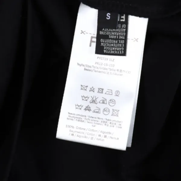 【2026】【FENDI  公式旗艦店】フェンディ   Tシャツご好評に付き再入荷！