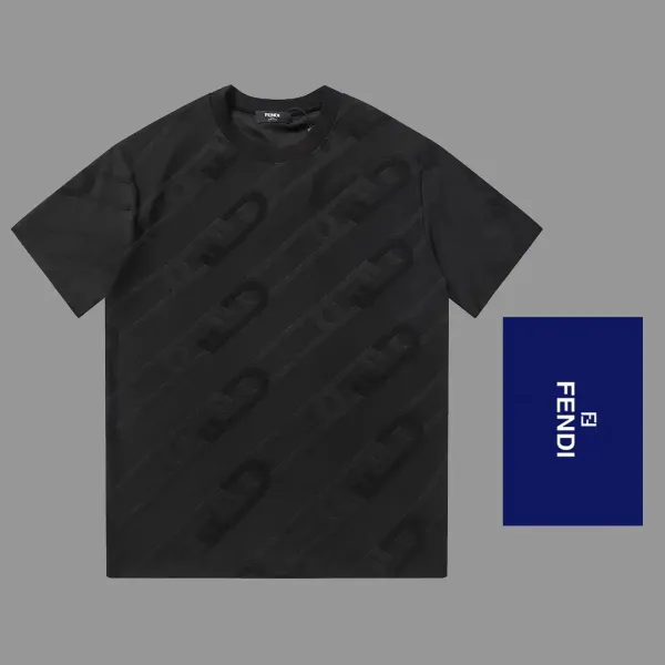【2026】【FENDI  公式旗艦店】フェンディ   Tシャツご好評に付き再入荷！