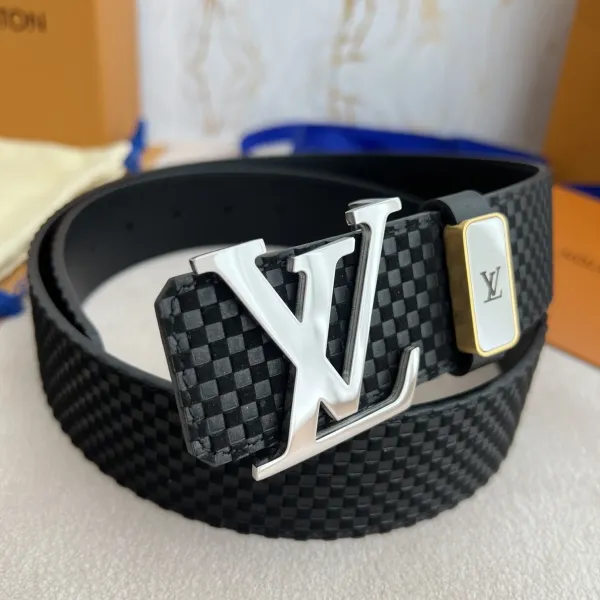 【2026】【LOUIS VUITTON】(ルイヴィトン) 4.0cm   ベルト メンズ
