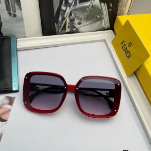 【2026】FENDI(フェンディ ) サングラス 【2026】FENDI(フェンディ ) サングラス