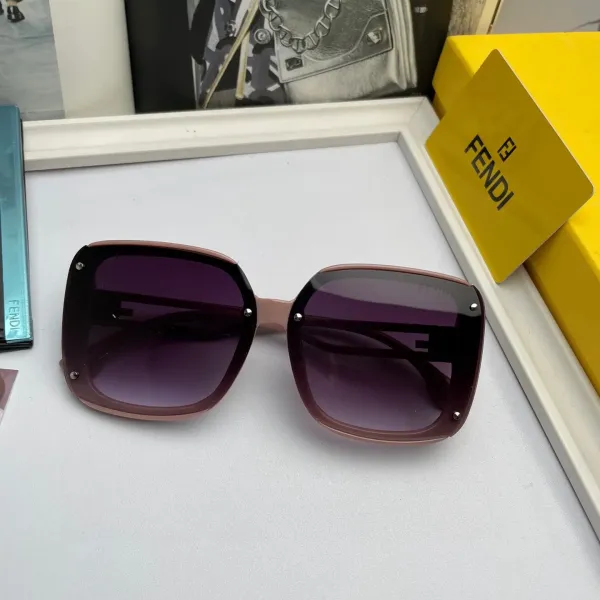 【2026】FENDI(フェンディ ) サングラス