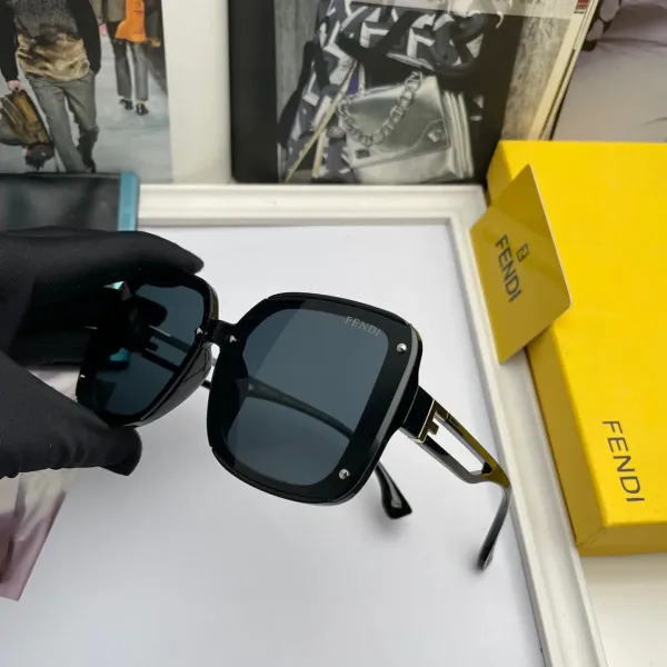 【2026】FENDI(フェンディ ) サングラス