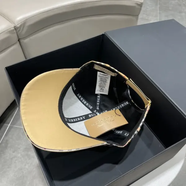 【2026】【BURBERRY  バーバリー】【数量限定】 野球帽 / ハット