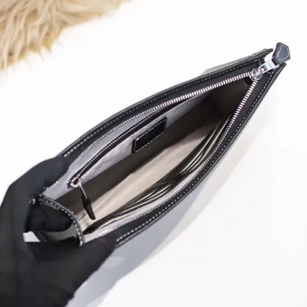 【2026】【HERMES 公式旗艦店】エルメス クラッチバッグ 当日出荷 好評に付き再入荷!26*16*4CM 【2026】【HERMES 公式旗艦店】エルメス クラッチバッグ 当日出荷 好評に付き再入荷!26*16*4CM