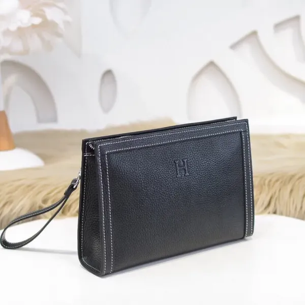【2026】【HERMES 公式旗艦店】エルメス クラッチバッグ 当日出荷 好評に付き再入荷!26*16*4CM 【2026】【HERMES 公式旗艦店】エルメス クラッチバッグ 当日出荷 好評に付き再入荷!26*16*4CM