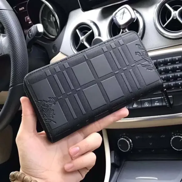 【2026】【BURBERRY 公式旗艦店】バーバリー 財布 当日出荷 好評に付き再入荷!19*10*2.5CM 【2026】【BURBERRY 公式旗艦店】バーバリー 財布 当日出荷 好評に付き再入荷!19*10*2.5CM