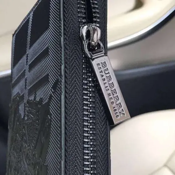 【2026】【BURBERRY 公式旗艦店】バーバリー 財布 当日出荷 好評に付き再入荷!19*10*2.5CM 【2026】【BURBERRY 公式旗艦店】バーバリー 財布 当日出荷 好評に付き再入荷!19*10*2.5CM