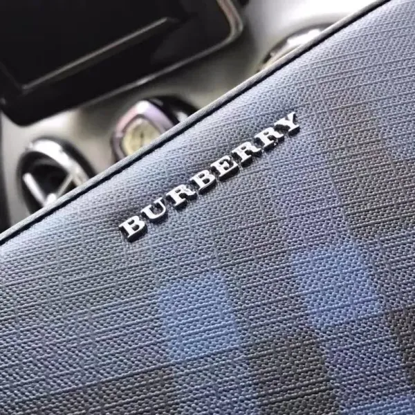 【2026】【BURBERRY 公式旗艦店】バーバリー 財布 当日出荷 好評に付き再入荷!19*10*2CM 【2026】【BURBERRY 公式旗艦店】バーバリー 財布 当日出荷 好評に付き再入荷!19*10*2CM