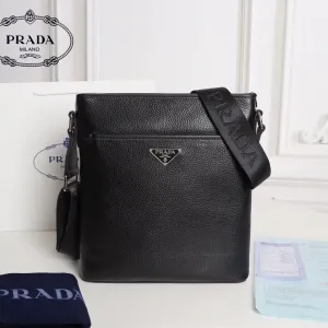 【2026】【PRADA 公式旗艦店】プラダ ショルダーバッグ 当日出荷 好評に付き再入荷!25*27*5CM 【2026】【PRADA 公式旗艦店】プラダ ショルダーバッグ 当日出荷 好評に付き再入荷!25*27*5CM