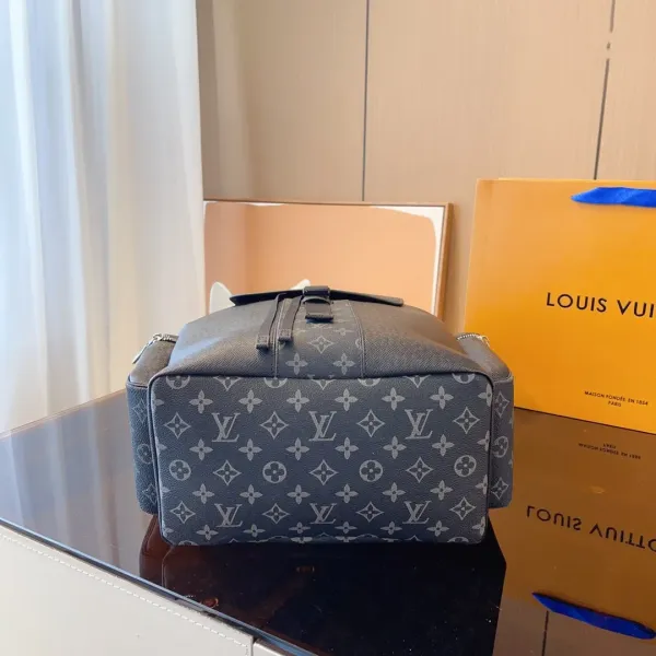 【2026】【 LOUIS VUITTON公式 旗艦店】ルイヴィトン   リュックサック   当日出荷 好評に付き再入荷！28*16*42CM