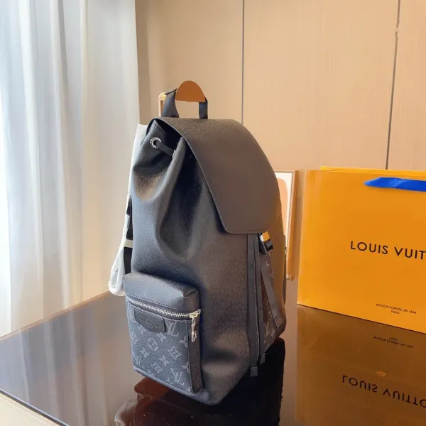 【2026】【 LOUIS VUITTON公式 旗艦店】ルイヴィトン   リュックサック   当日出荷 好評に付き再入荷！28*16*42CM