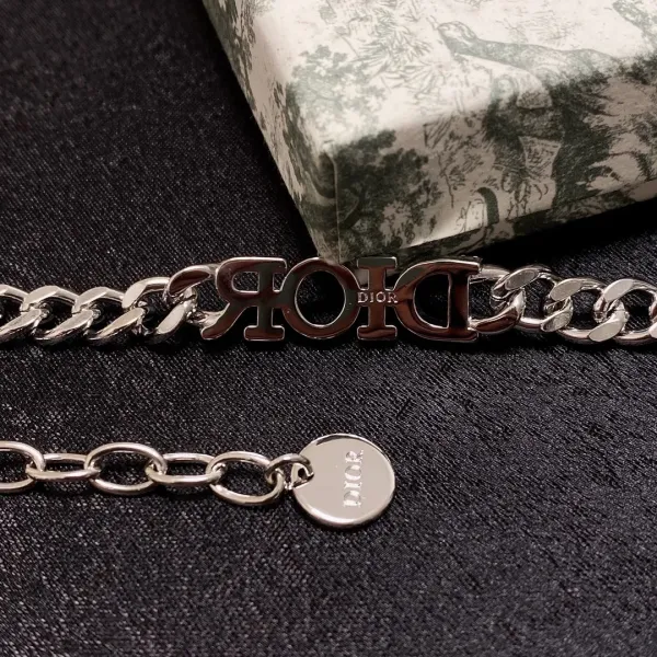 【2026】【DIOR】ネックレス、新しいネックレス万能シンプルファッションオーナメント 【2026】【DIOR】ネックレス、新しいネックレス万能シンプルファッションオーナメント