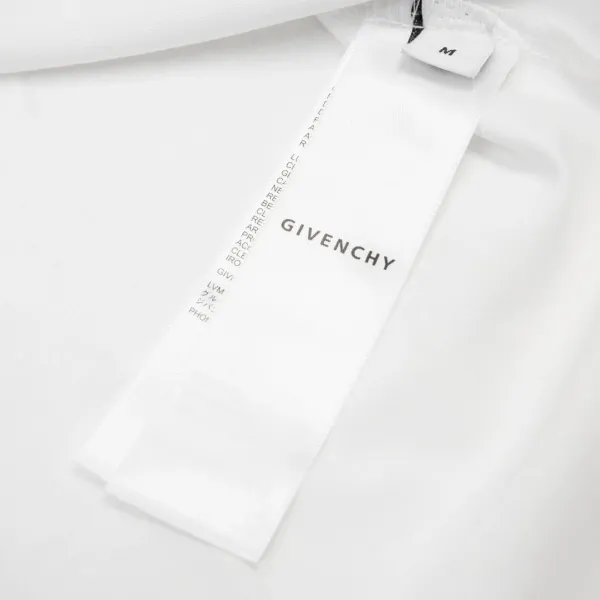 【2026】【GIVENCHY 公式旗艦店】ジバンシー Tシャツご好評に付き再入荷! 【2026】【GIVENCHY 公式旗艦店】ジバンシー Tシャツご好評に付き再入荷!