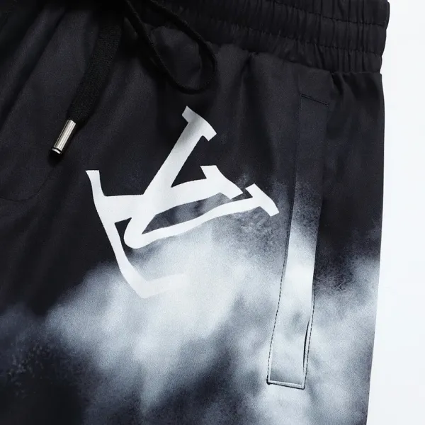 【2026】【LOUIS VUITTON 公式旗艦店】 ルイヴィトン ショートパンツ ご好評に付き再入荷! 【2026】【LOUIS VUITTON 公式旗艦店】 ルイヴィトン ショートパンツ ご好評に付き再入荷!