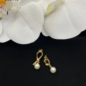 【2026】【CELINE】 セリーヌ ファッションスタイルのイヤリング 【2026】【CELINE】 セリーヌ ファッションスタイルのイヤリング