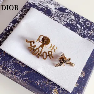 【2026】【DIOR】 ディオール ファッションスタイルのイヤリング 【2026】【DIOR】 ディオール ファッションスタイルのイヤリング