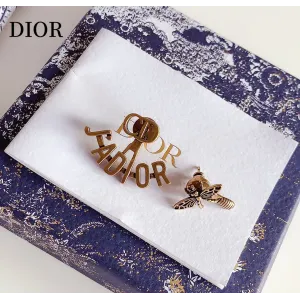 【2026】【DIOR】 ディオール   ファッションスタイルのイヤリング
